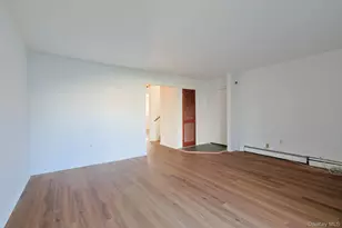 25 Pierces Rd, Newburgh, NY 12550 - Photo 10