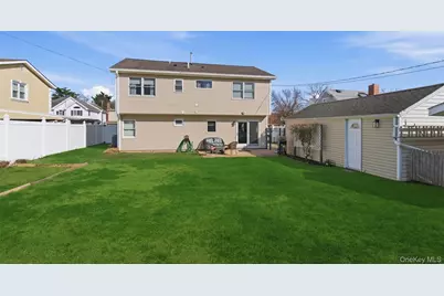 632 Wyngate Drive W, Valley Stream, NY 11580 - Photo 26