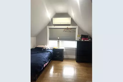 27-15 Butler Street, East Elmhurst, NY 11369 - Photo 4