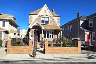 27-15 Butler St, East Elmhurst, NY 11369 - Photo 18