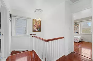 11 Baker Hill Rd, Great Neck, NY 11023 - Photo 16