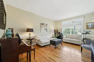 20 E Main St, Huntington, NY 11743 - Photo 4