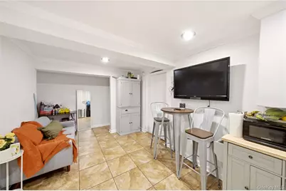 1402 Thieriot Avenue, Bronx, NY 10460 - Photo 18