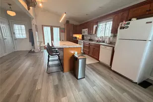 81 S Mesier Ave, Wappingers Falls, NY 12590 - Photo 4