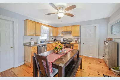 45 Maple Avenue, Patchogue, NY 11772 - Photo 6