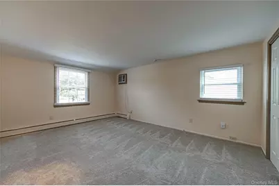 16 Sussex Lane, Lake Grove, NY 11755 - Photo 28