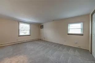 16 Sussex Ln, Lake Grove, NY 11755 - Photo 28