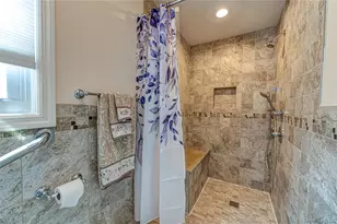 16 Sussex Ln, Lake Grove, NY 11755 - Photo 18