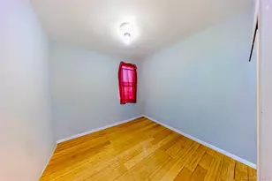 1557 Glover St, Bronx, NY 10462 - Photo 18