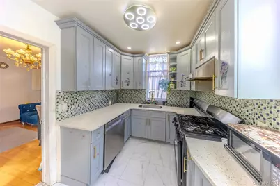 1557 Glover Street, Bronx, NY 10462 - Photo 14