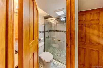 1557 Glover Street, Bronx, NY 10462 - Photo 22