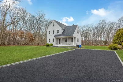 24 Buckskin Lane, Riverhead, NY 11901 - Photo 2