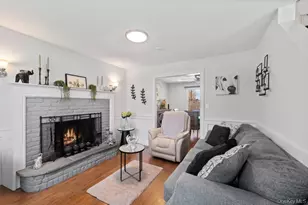 41 Babylon St, Mastic, NY 11950 - Photo 16