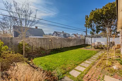 34 Link Lane, Hicksville, NY 11801 - Photo 32