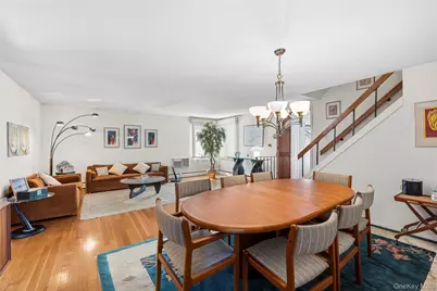 34 Link Lane, Hicksville, NY 11801 - Photo 18