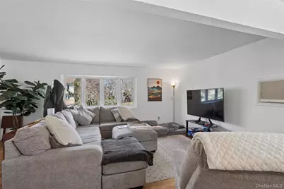 180 Boston Avenue, Massapequa, NY 11758 - Photo 6