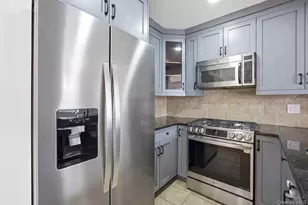 94-30 Magnolia Ct, Ozone Park, NY 11417 - Photo 8