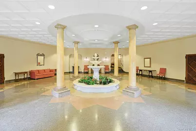 14 N Chatsworth Avenue #6C, Larchmont, NY 10538 - Photo 2