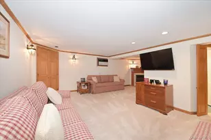 2 Oak Pl, Massapequa, NY 11758 - Photo 20