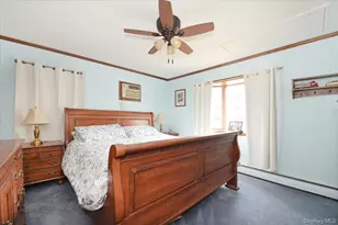 2 Oak Pl, Massapequa, NY 11758 - Photo 14