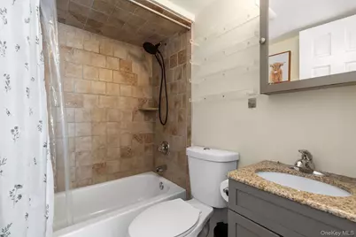 8227 265th Street, Glen Oaks, NY 11004 - Photo 22