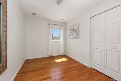 8227 265th Street, Glen Oaks, NY 11004 - Photo 18
