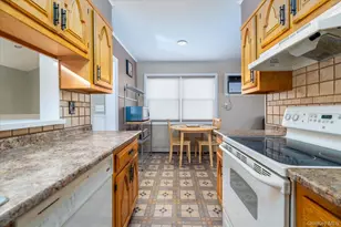 47 Hewlett Point Ave, East Rockaway, NY 11518 - Photo 12