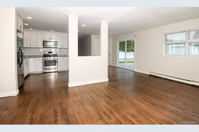 11 Akron Place, Shoreham, NY 11786 - Photo 6