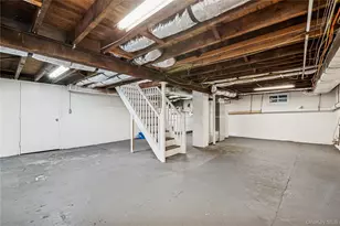 401 Ocean Ave, Malverne, NY 11565 - Photo 26