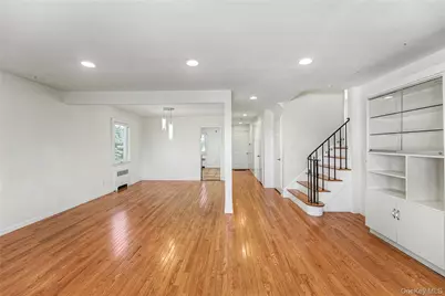 567 Oxford Road, Cedarhurst, NY 11516 - Photo 8