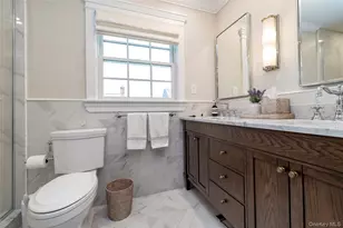 334 Raymond St, Rockville Centre, NY 11570 - Photo 20