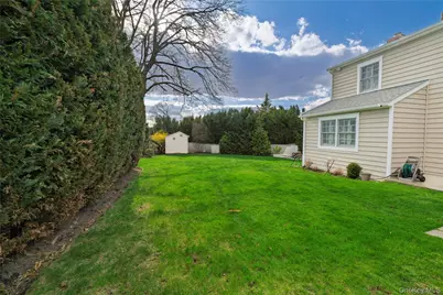 334 Raymond Street, Rockville Centre, NY 11570 - Photo 28