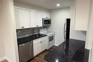 185 W Park Ave, Long Beach, NY 11561 - Photo 10