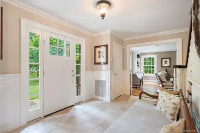 12 Suzanne Lane, Chappaqua, NY 10514 - Photo 4