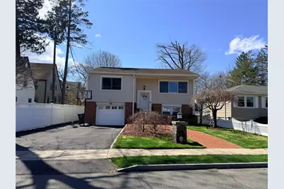 239 Davis Avenue, White Plains, NY 10605 - Photo 2