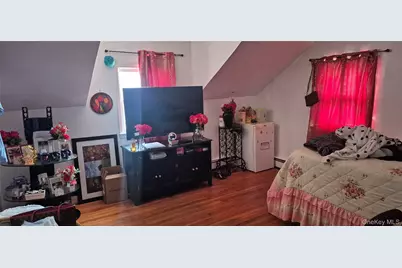 1540 Ferndale Boulevard, Central Islip, NY 11722 - Photo 12