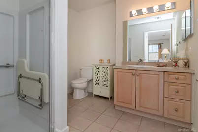 200 Woodcrest Lane #223, Mount Kisco, NY 10549 - Photo 12