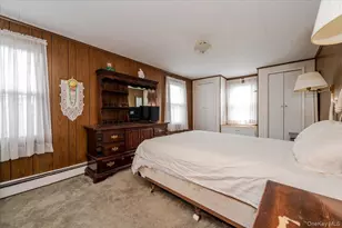 601 Hughes St, Bellmore, NY 11710 - Photo 8