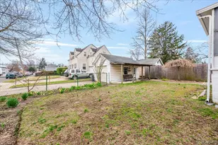 601 Hughes St, Bellmore, NY 11710 - Photo 22