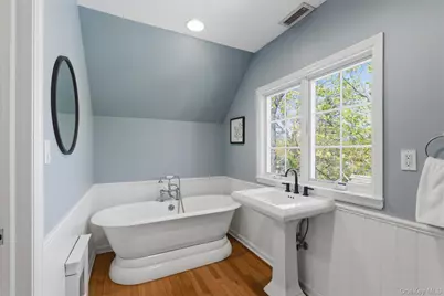 42 Mulberry Lane, New Rochelle, NY 10804 - Photo 34