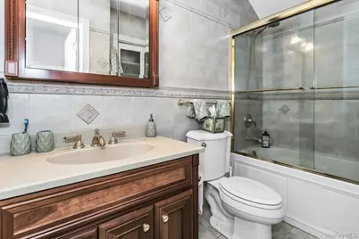 8 Hewitt Drive, Northport, NY 11768 - Photo 22