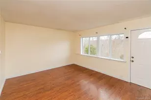 43 Lafayette Dr, New Windsor, NY 12553 - Photo 2