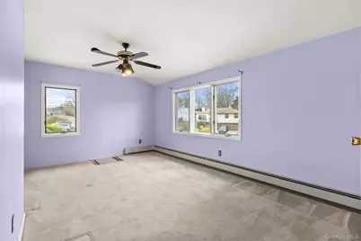 69 Amsterdam Road, Smithtown, NY 11787 - Photo 18