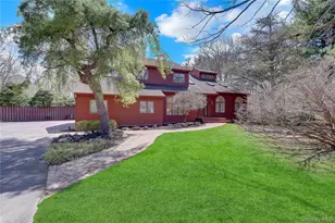 6 Liberty Ln, Miller Place, NY 11764 - Photo 2