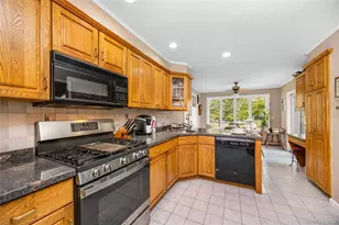 55 Amherst Dr, Massapequa, NY 11758 - Photo 8