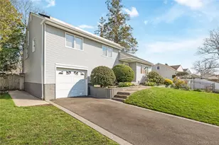 55 Amherst Dr, Massapequa, NY 11758 - Photo 2