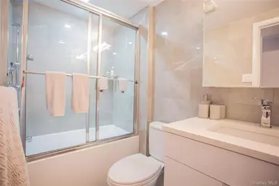 230 W Broadway #610, Long Beach, NY 11561 - Photo 16