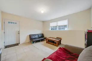 268 Holbrook Rd, Ronkonkoma, NY 11779 - Photo 32