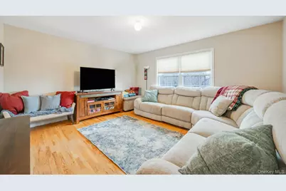 268 Holbrook Road, Ronkonkoma, NY 11779 - Photo 16