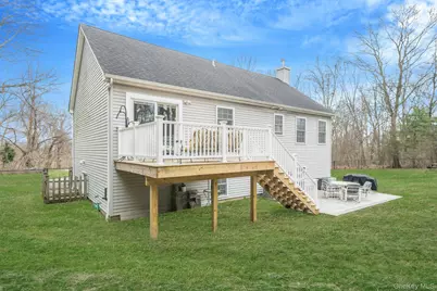 268 Holbrook Road, Ronkonkoma, NY 11779 - Photo 10